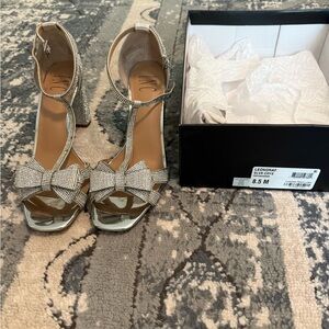 Leonora Embellished T-Strap Block Heel Sandals - Silver